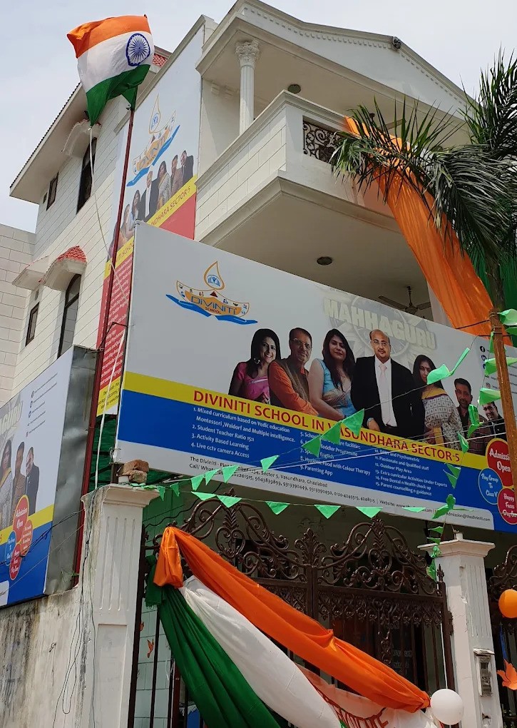 DiViNiTi School - Image 6