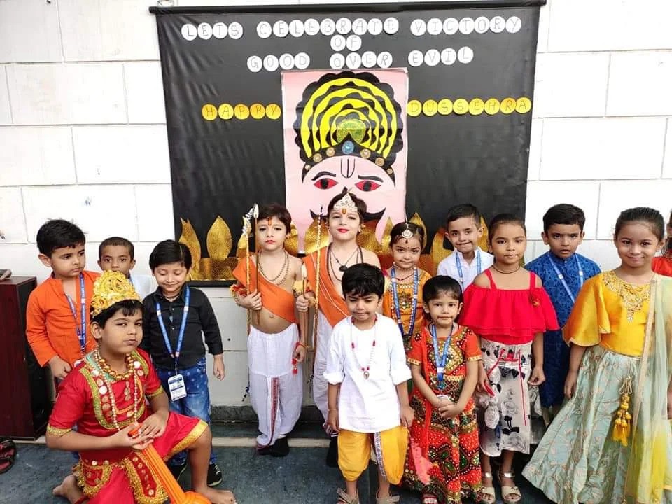 DiViNiTi School - Image 5