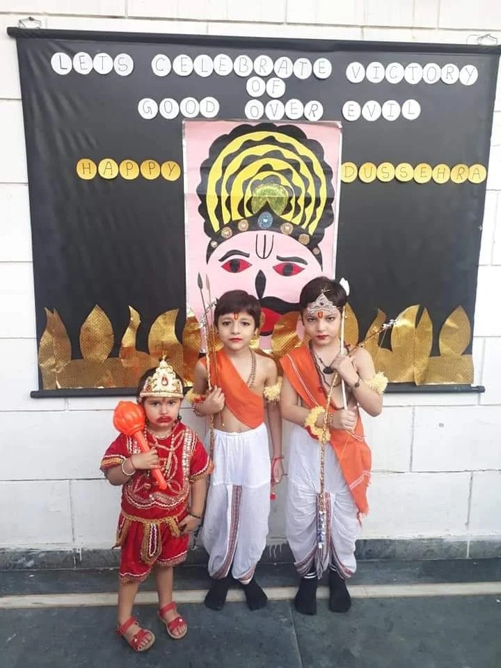 DiViNiTi School - Image 3