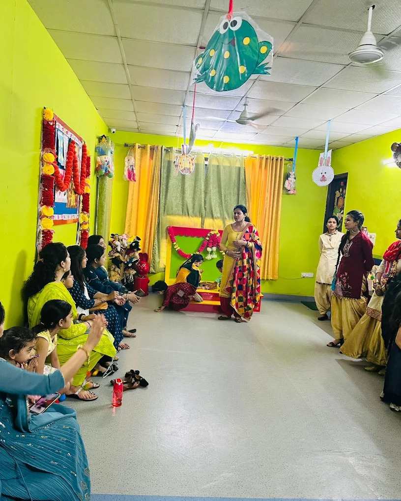 Makoons - Preschool, Ahinsa Khand 2 - Image 2