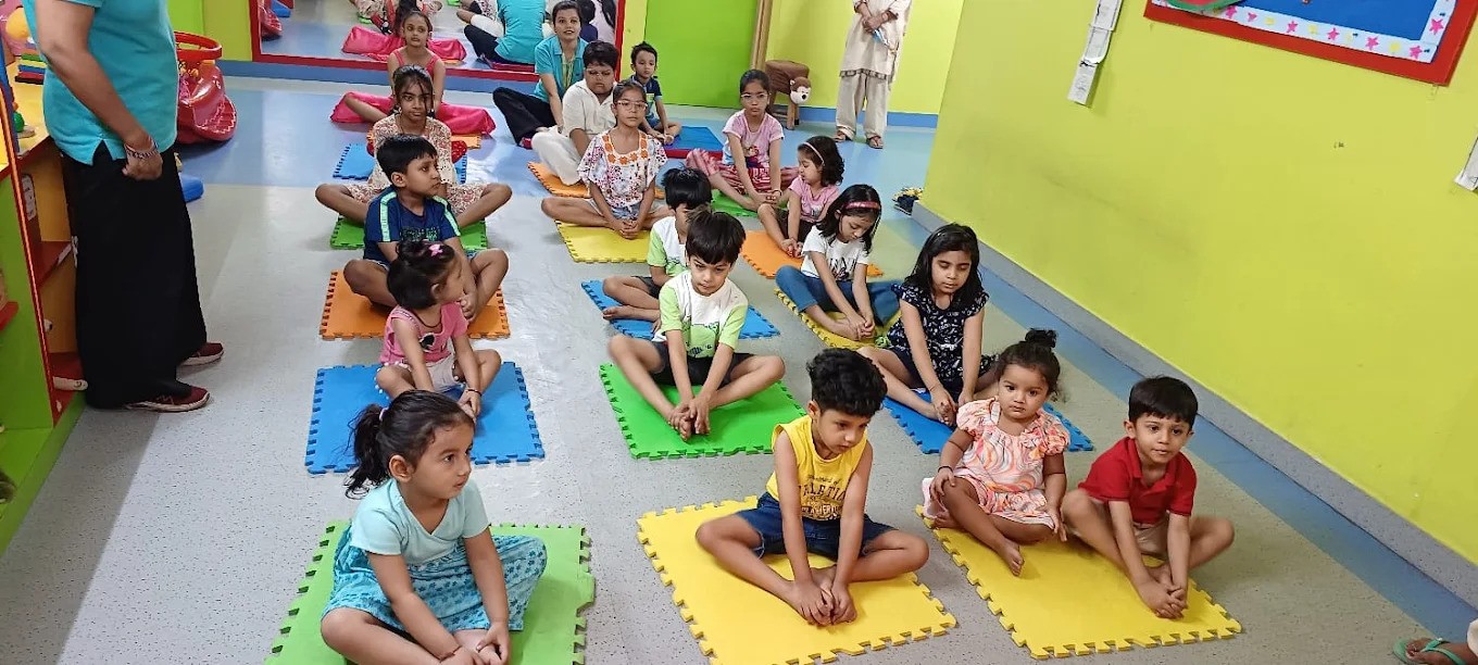 Makoons - Preschool, Ahinsa Khand 2 - Image 4