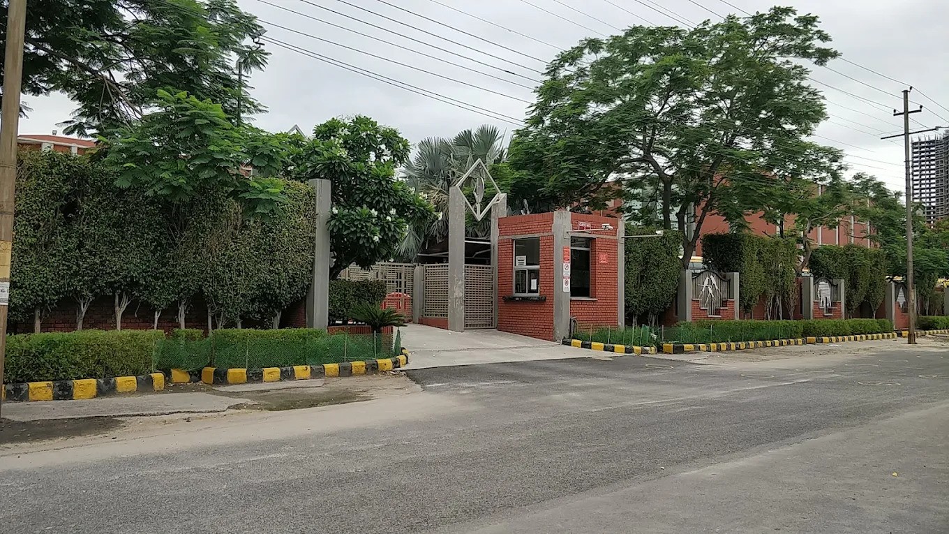 Step by Step School - Image 6