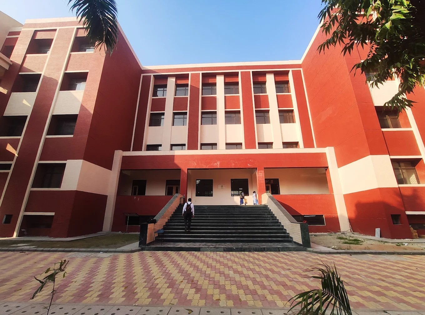Vishwa Bharati Public School - Image 9