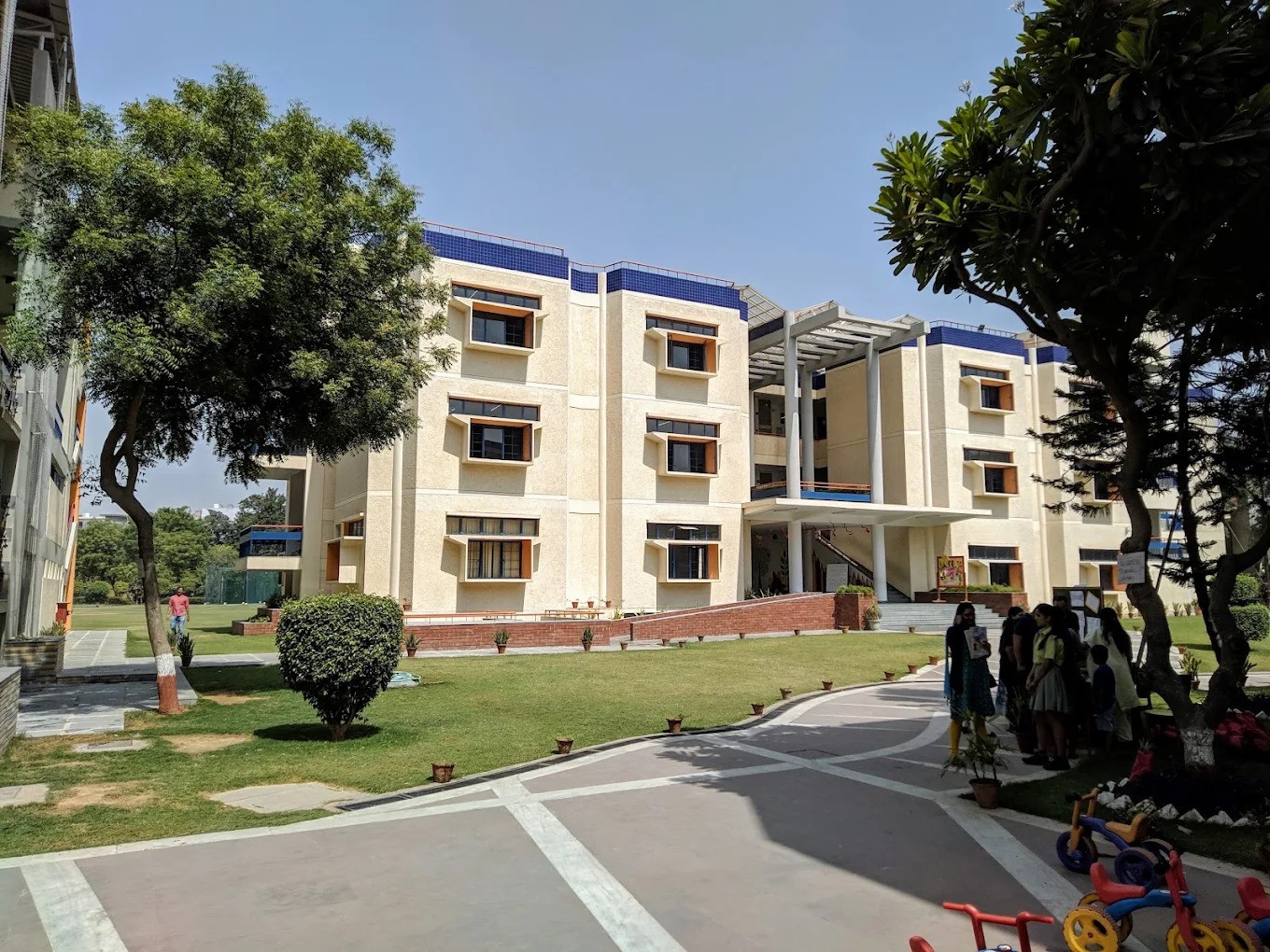 Pragyan School - Image 3