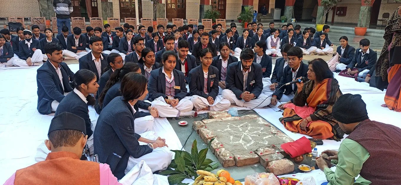 G.L.T. Saraswati Bal Mandir Senior Secondary School - Image 11