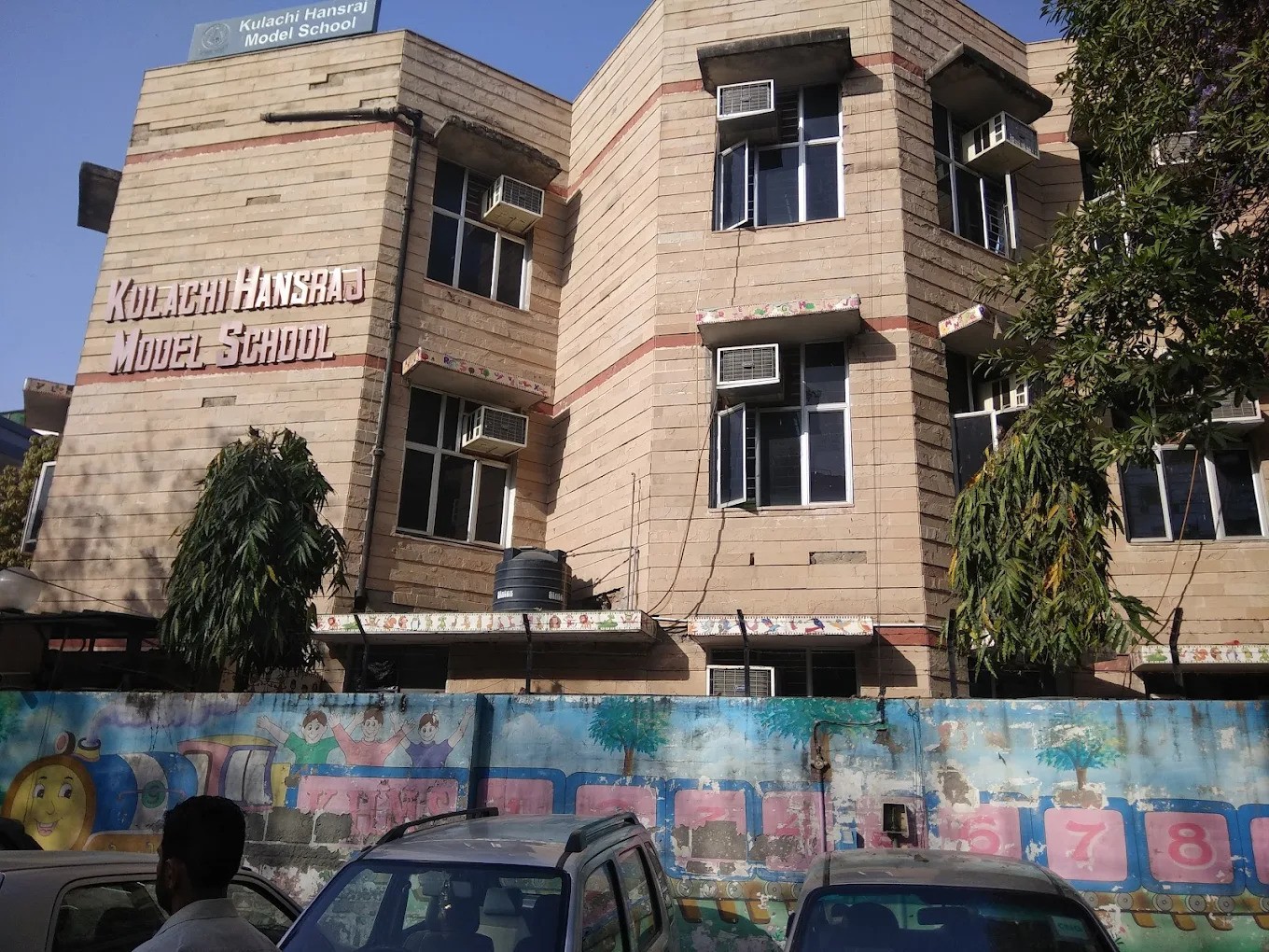 Kulachi Hansraj Model School - Image 3