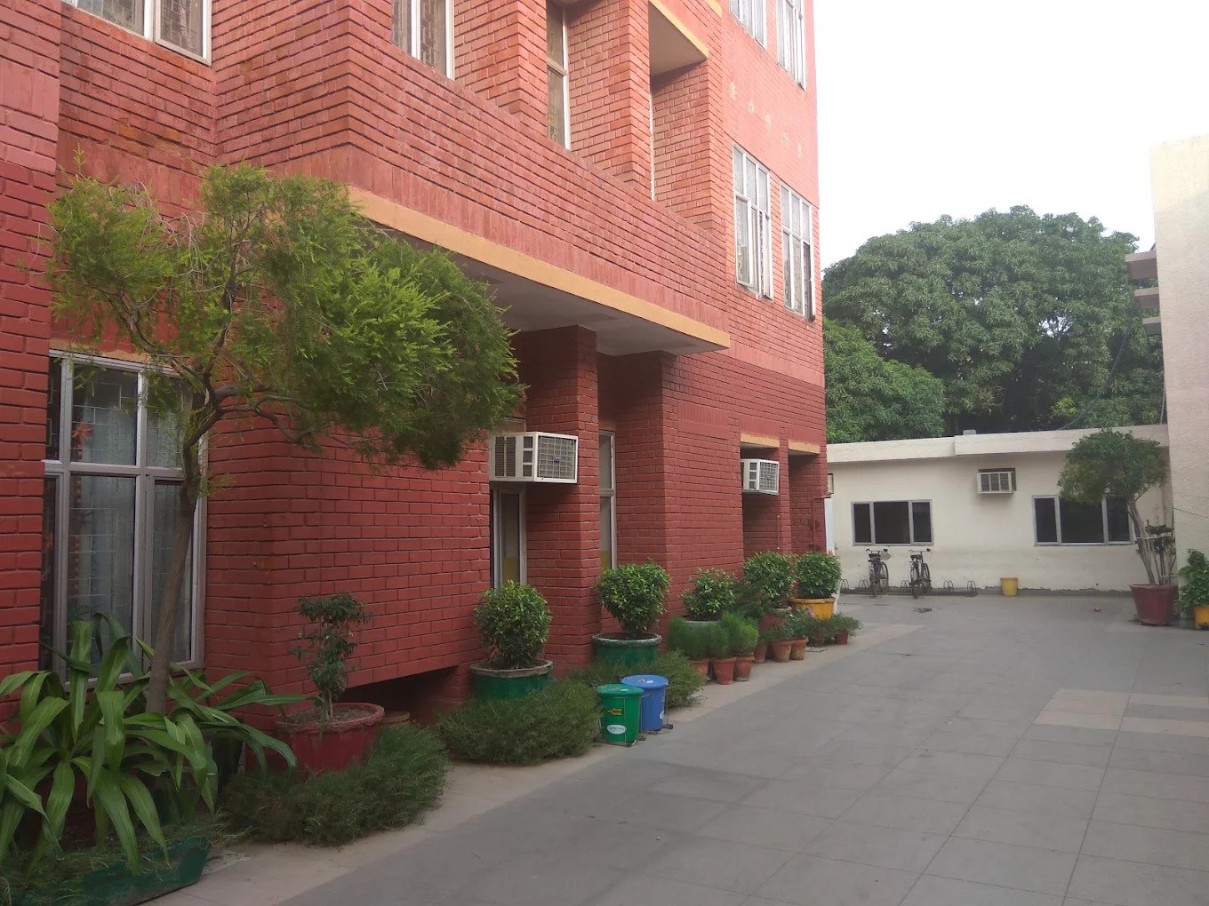 Kulachi Hansraj Model School - Image 4