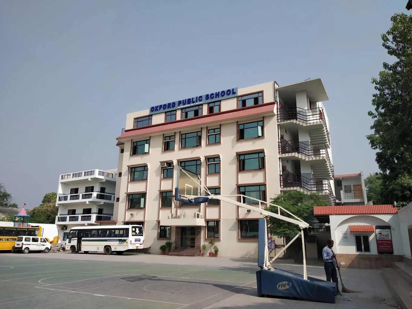 Oxford Public School - Image 1