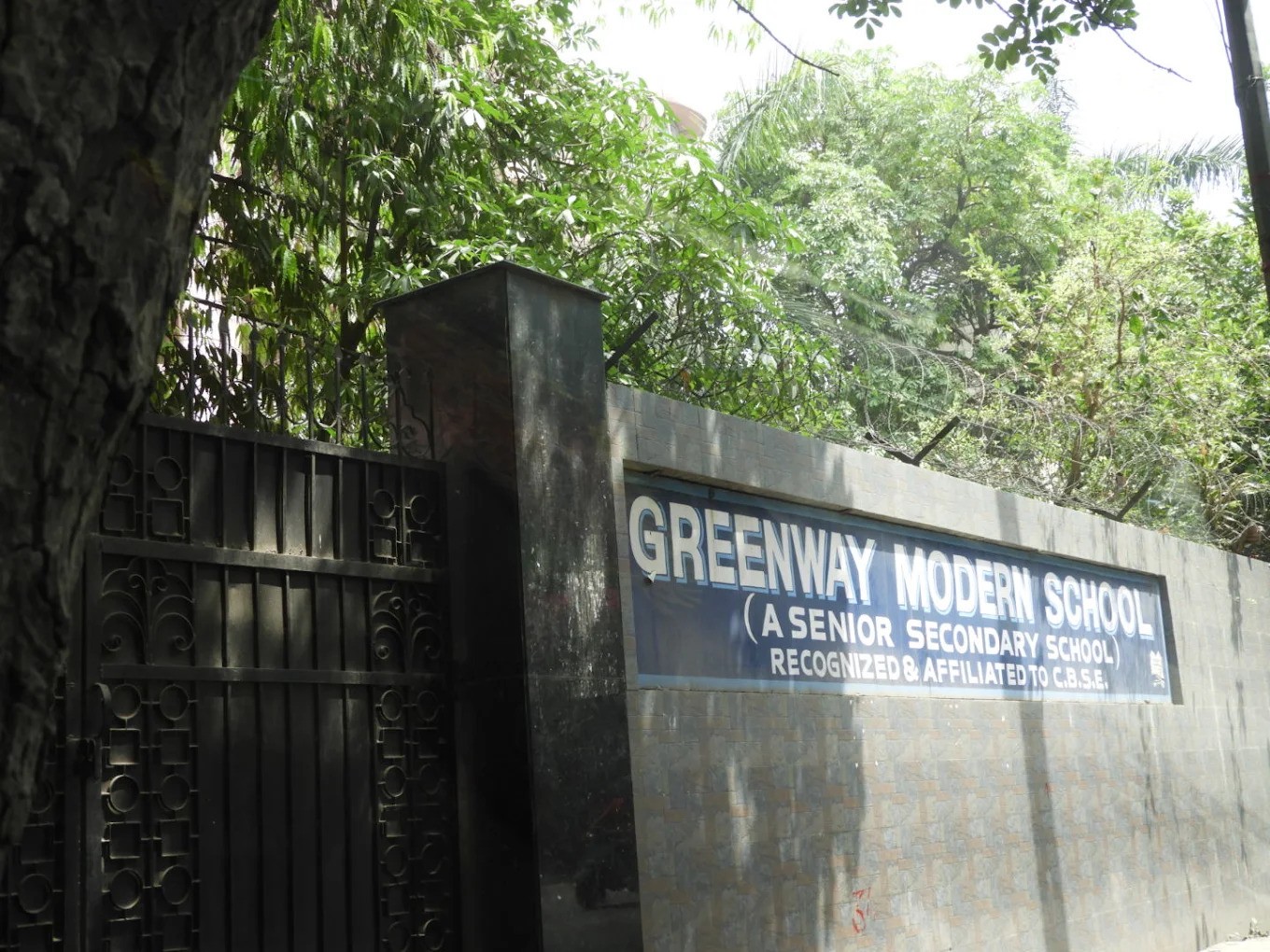 Greenway Modern Sr. sec. School